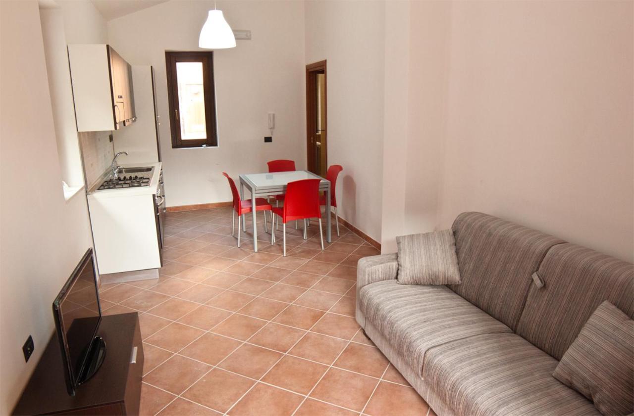 I Tre Pini Apartment Полика Екстериор снимка